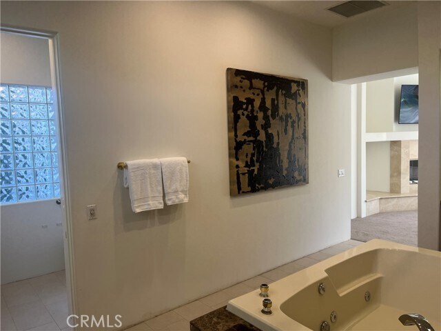 Building Photo - 45540 Cielito Dr