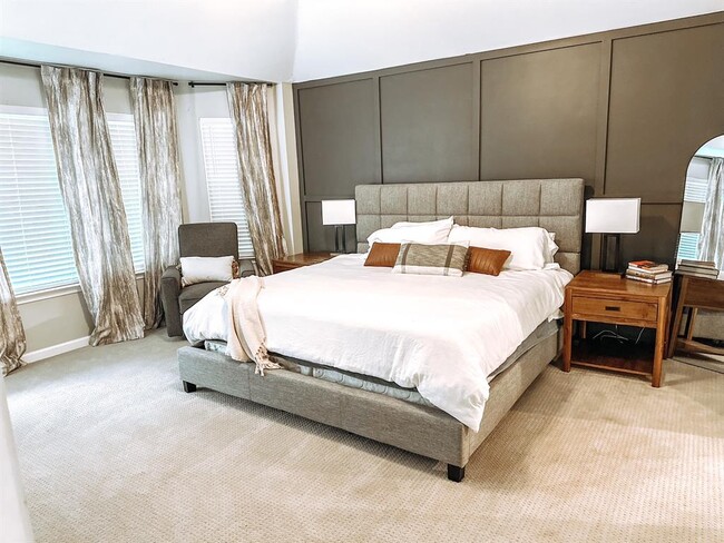 Building Photo - 1602 Silver Spur Cove