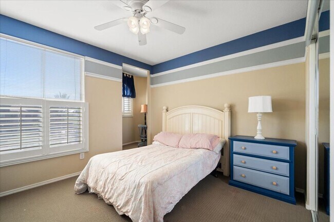 Building Photo - 3975 N Hualapai Way