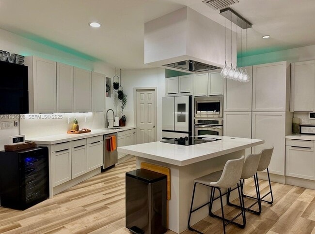 Building Photo - 407 SW 5th St