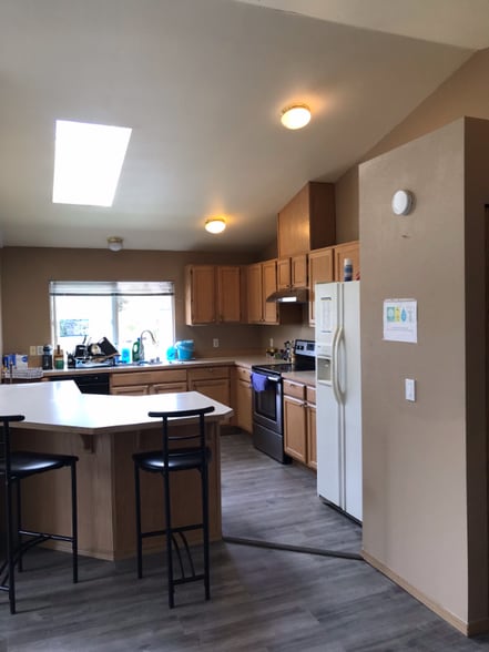 Building Photo - 8408 22nd Ave SW