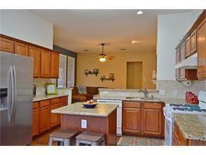 Building Photo - 8405 Greenfield Dr