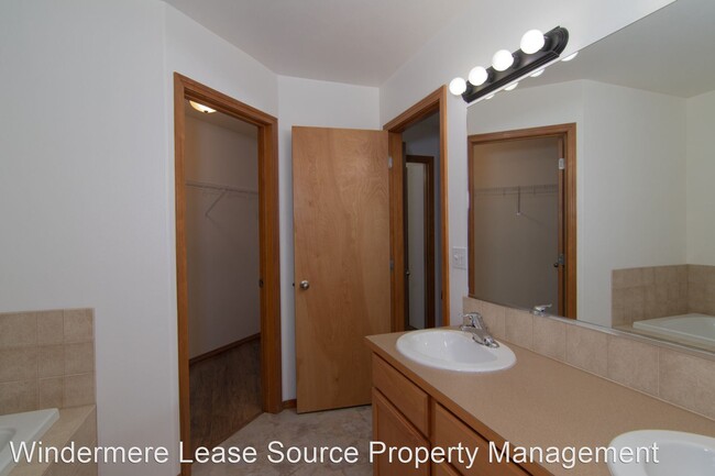 Building Photo - 3 br, 2 bath House - 17218 N Dakota Ln