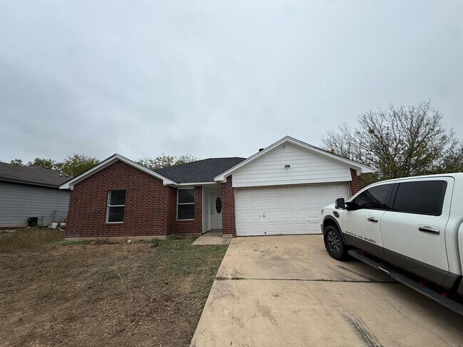 Building Photo - 2502 Ashley Way