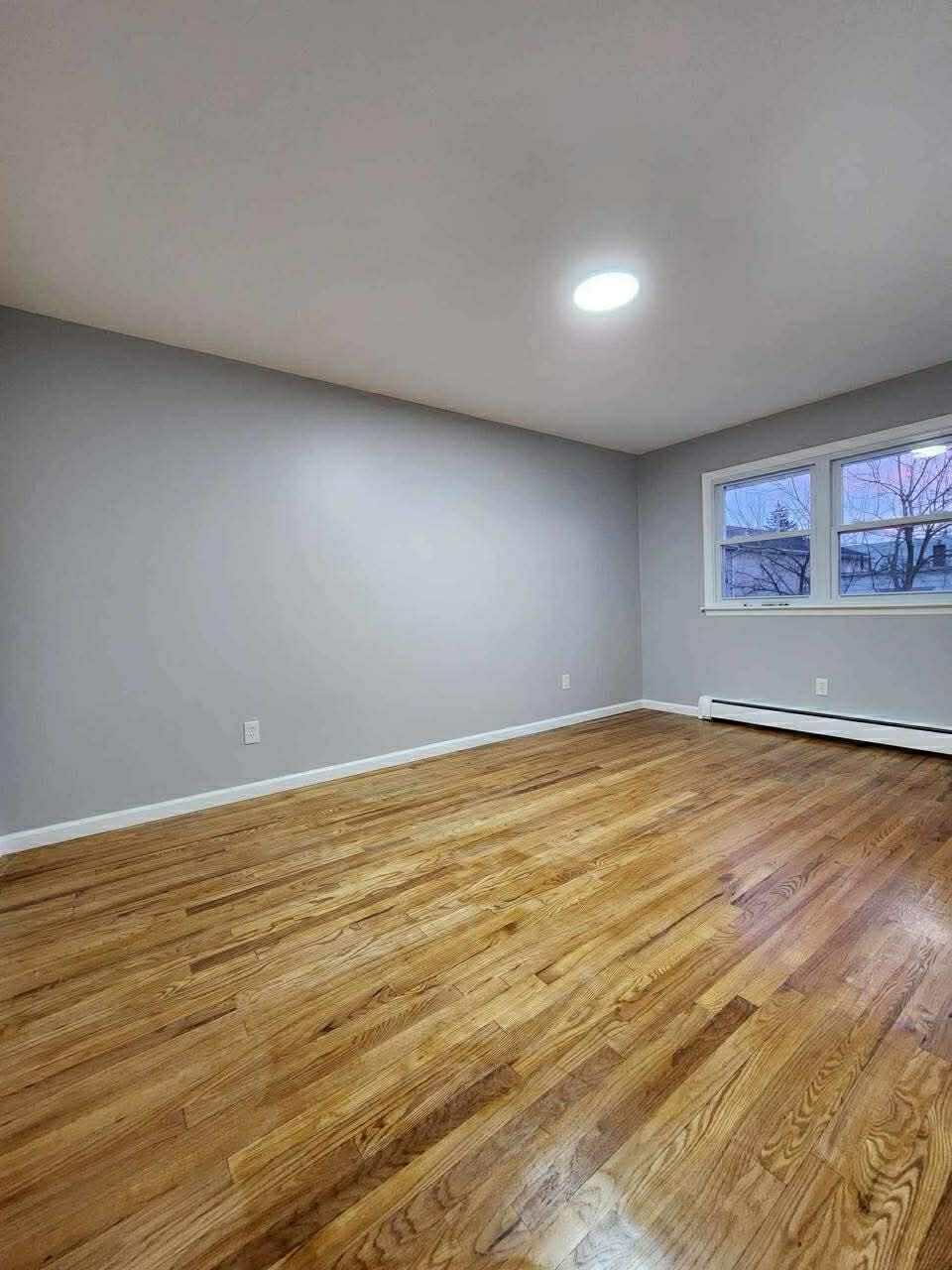 Building Photo - 147 McAdoo Ave