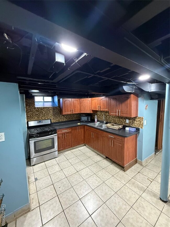 Building Photo - 15361 Payne Ct