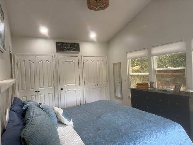 Building Photo - 234 Hames Rd