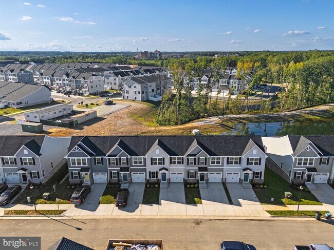 Building Photo - 4319 Southerby Dr