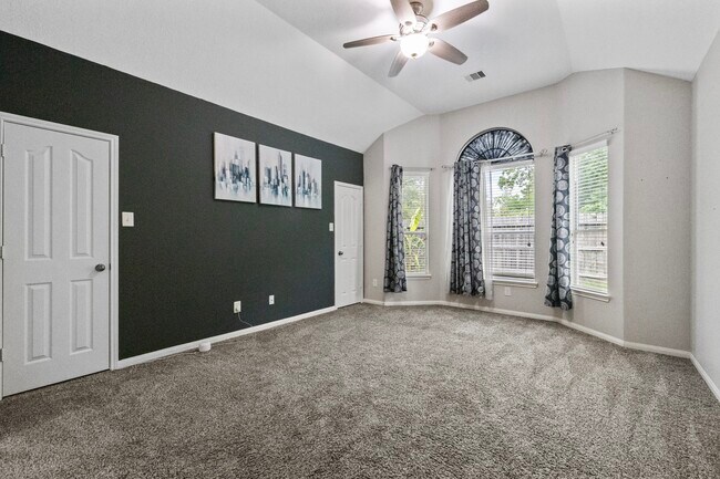 Building Photo - 9906 Taylor Springs Ln