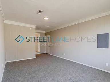 Building Photo - 4059 W Oak Dr