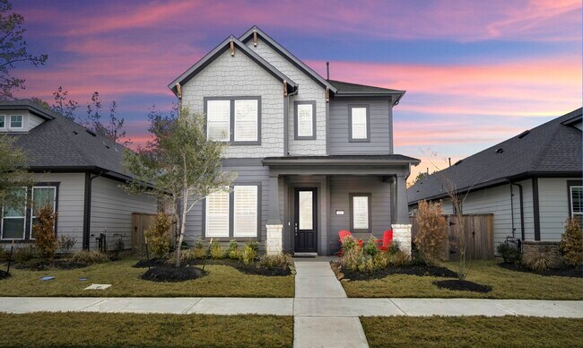 Building Photo - 222 Thistle Dr