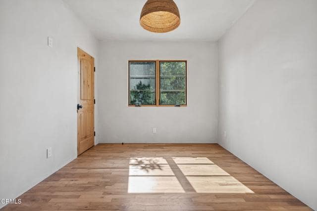 Building Photo - 622 S Evergreen Dr