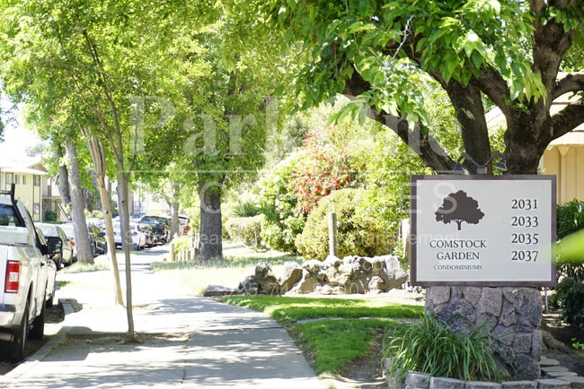 Building Photo - Well-Maintained 2-Bedroom Condo | Garage +...