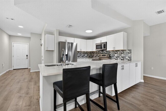 Building Photo - 4362 Tyler Cir N