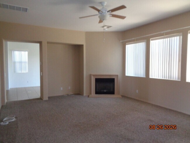 Building Photo - 6721 Princessa Dr