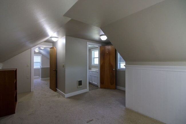 Building Photo - 2161 Winter St SE