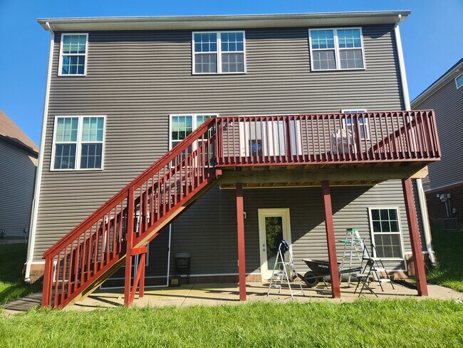 Building Photo - 16613 Rockcrest View Ln