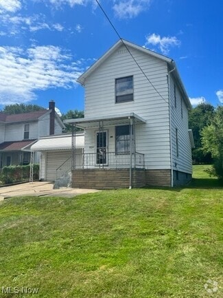 Building Photo - 934 N Stateline Rd