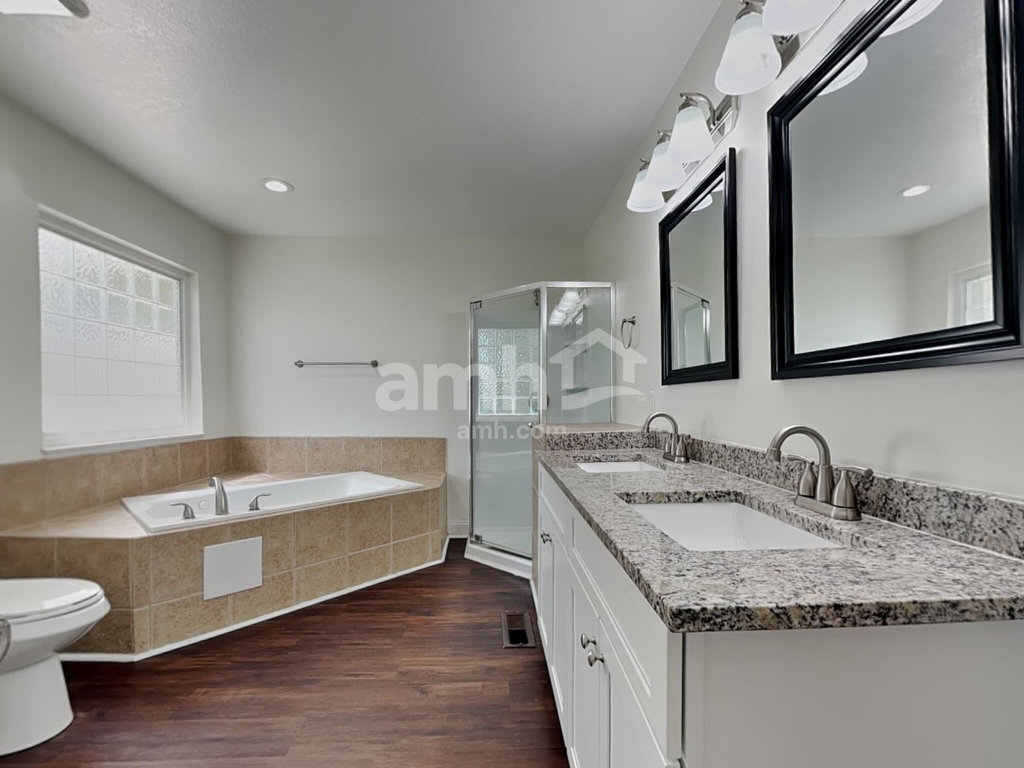 Building Photo - 5412 Singh Ln