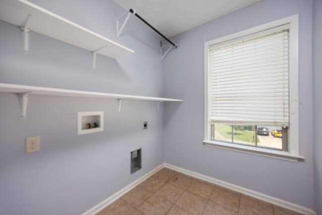 Building Photo - 7369 Pine Seed Dr