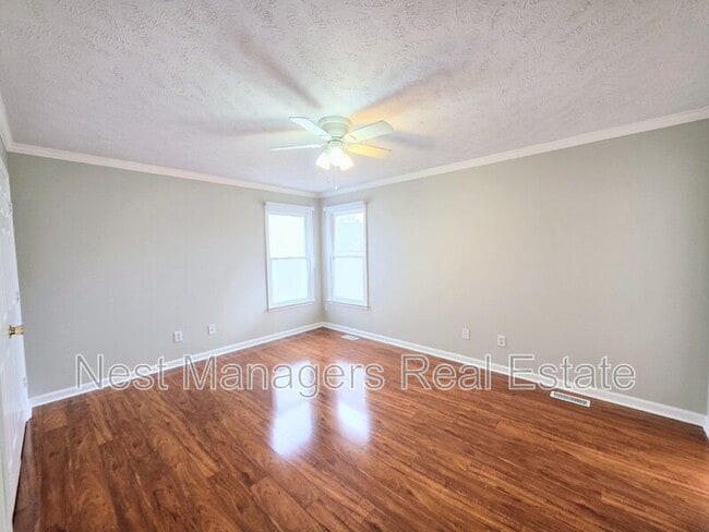 Building Photo - 7320 Avila Dr