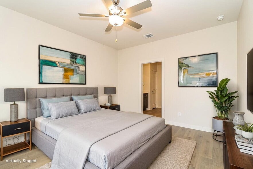 Building Photo - 1505 Woodwinds Dr