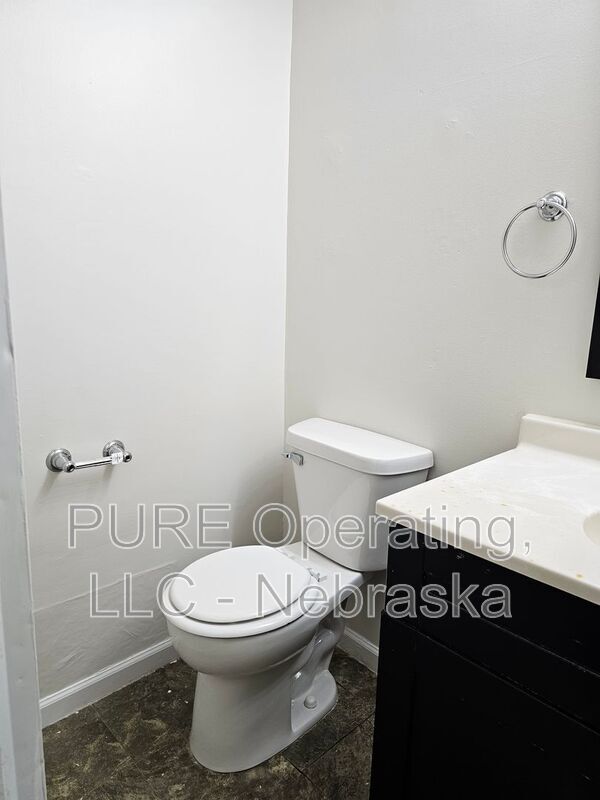 Building Photo - 1113 S 22nd St