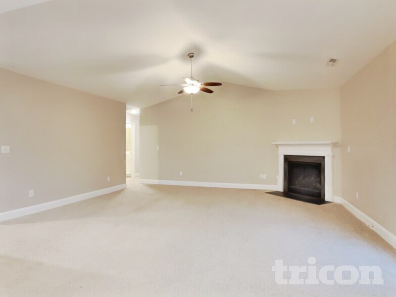 Building Photo - 110 Hunter Fox Trail