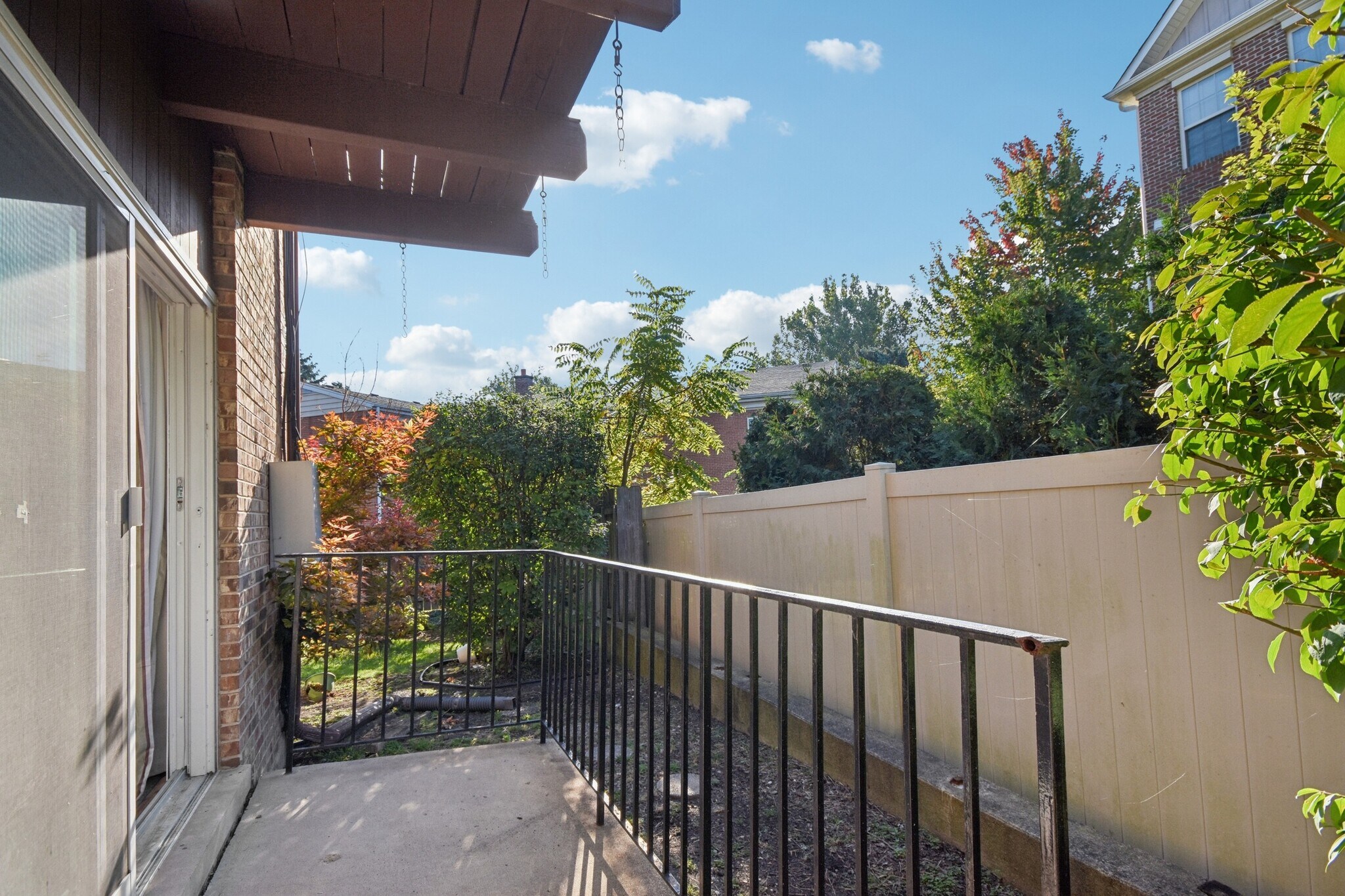 Building Photo - 505 N Kenilworth Ave