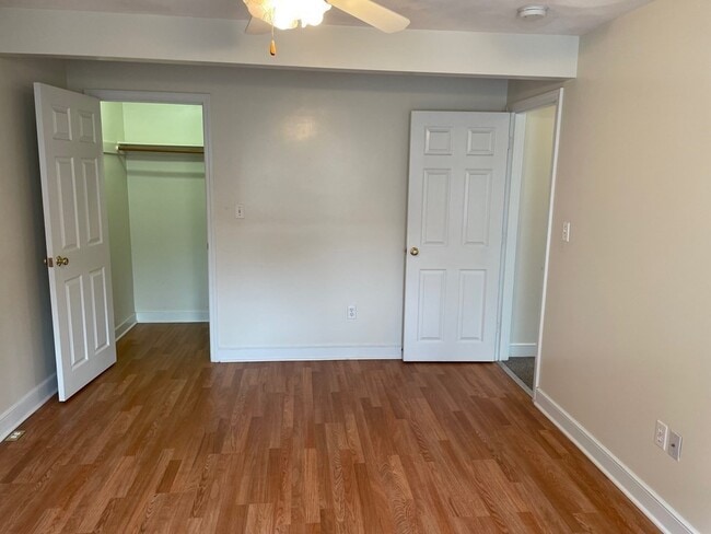 Building Photo - 32 Lincoln Rd