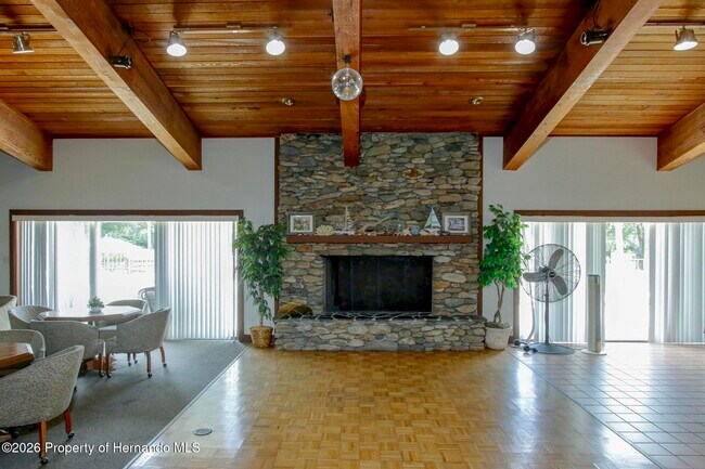 Building Photo - 6403 River Lodge Ln