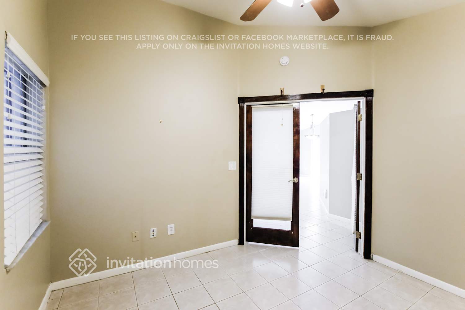 Building Photo - 16270 La Costa Dr