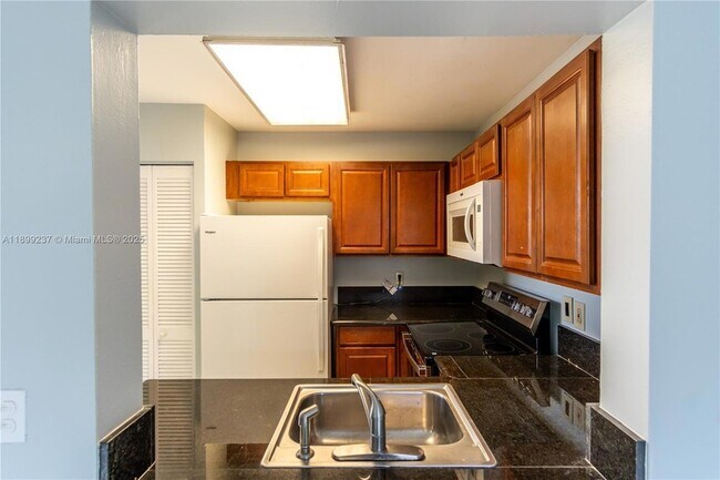 Building Photo - 14913 SW 104th St