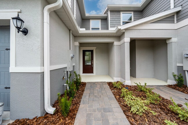 Building Photo - 2814 Raindrop Run St