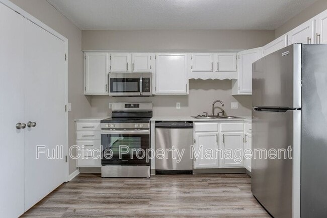 Building Photo - 2700 N 1st St