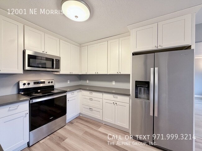 Building Photo - 12001 NE Morris St