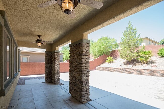 Building Photo - 10328 Trillium Dr