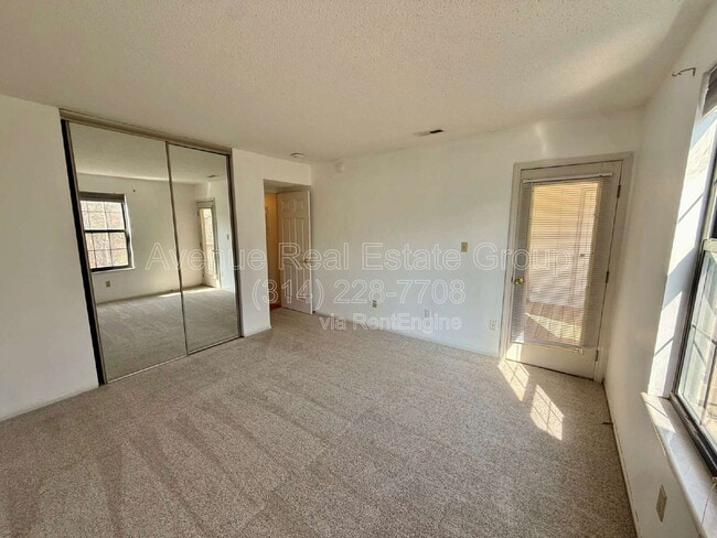 Building Photo - 2302 Canyonlands Dr