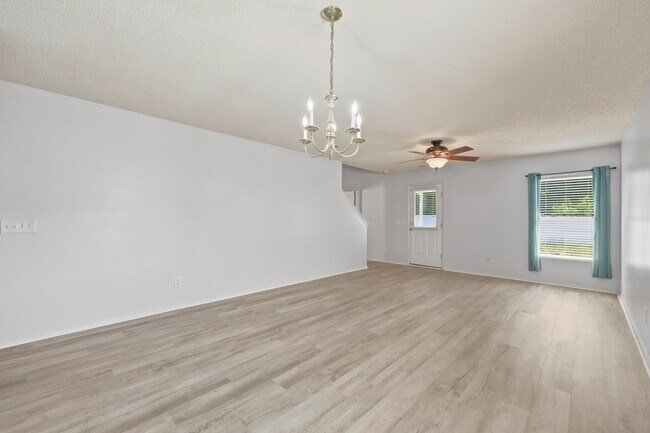Building Photo - 914 Bur Oak Ct