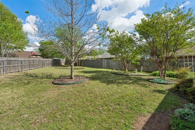 Building Photo - 1708 Creekside Ct