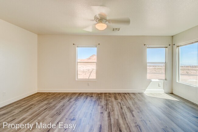 Building Photo - 3 br, 2.5 bath House - 516 Beckton Park Ave