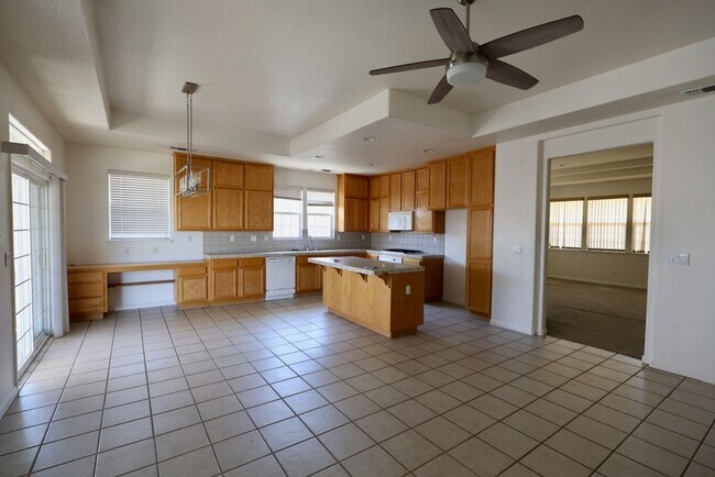 Building Photo - 1103 Roosevelt-Winters