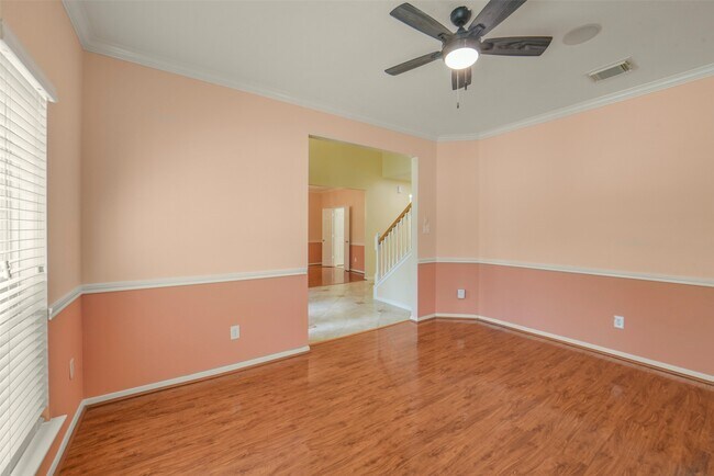 Building Photo - 2414 Falcon Knoll Ln