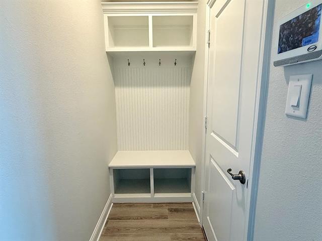 Building Photo - 2708 Shiners St