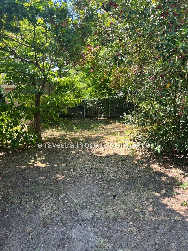 Building Photo - 4 Bedroom Single Family in Millville!