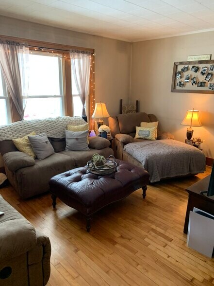 Building Photo - 144 Forest Hill Dr