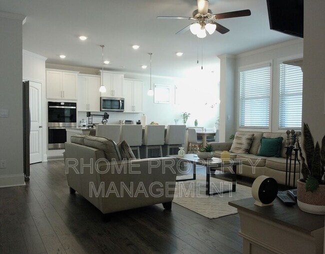 Building Photo - 9926 Stretford Rd