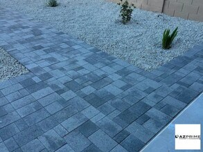 Building Photo - W Saddlehorn Rd