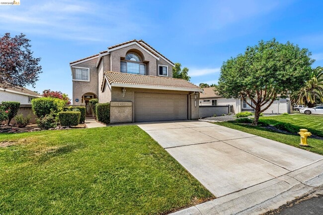Building Photo - 2451 Cherry Hills Dr