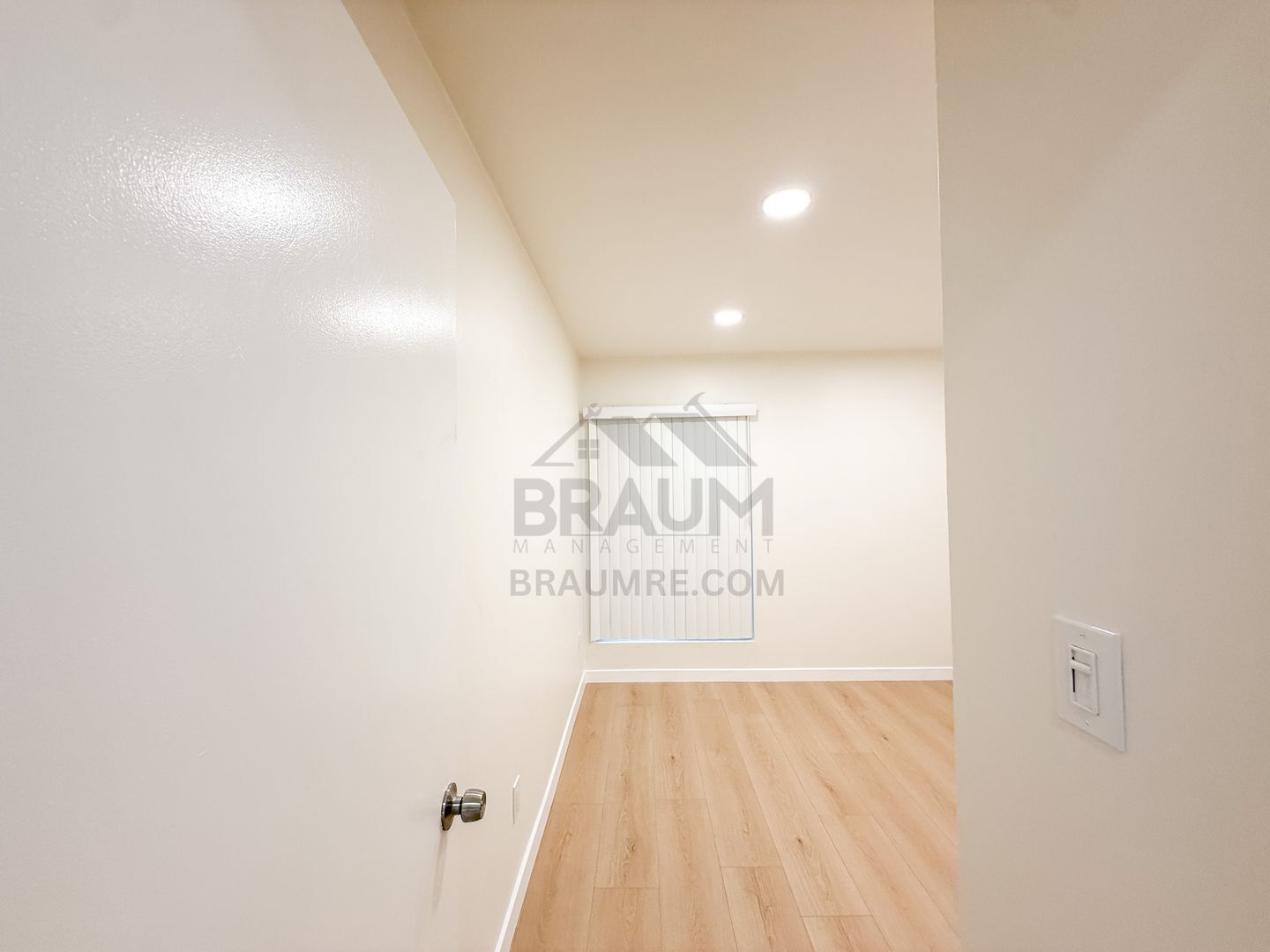 Building Photo - 5611 Fulcher Ave